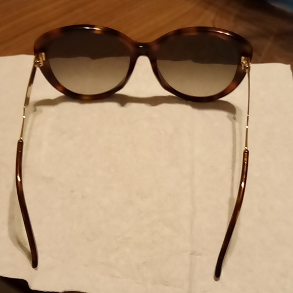Gucci sunglasses - Picture 2 of 4